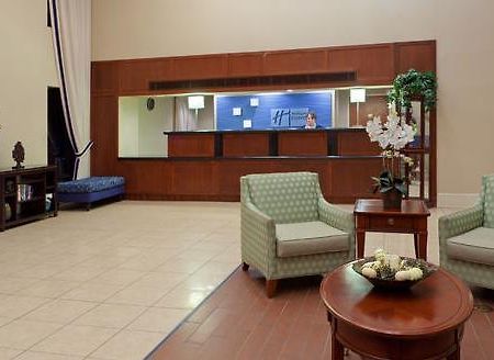 Holiday Inn Express Seaford-Route 13 İç mekan fotoğraf