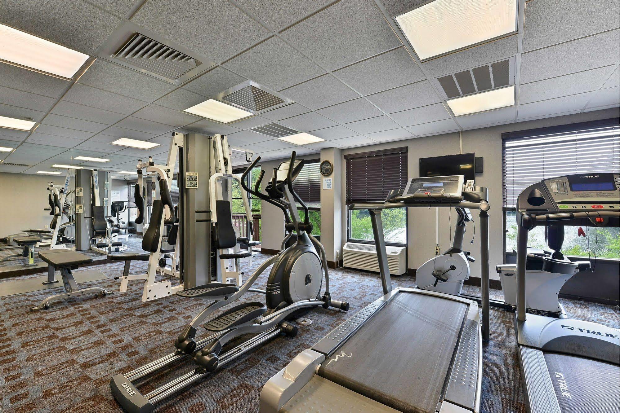 Holiday Inn Express Seaford-Route 13 Dış mekan fotoğraf