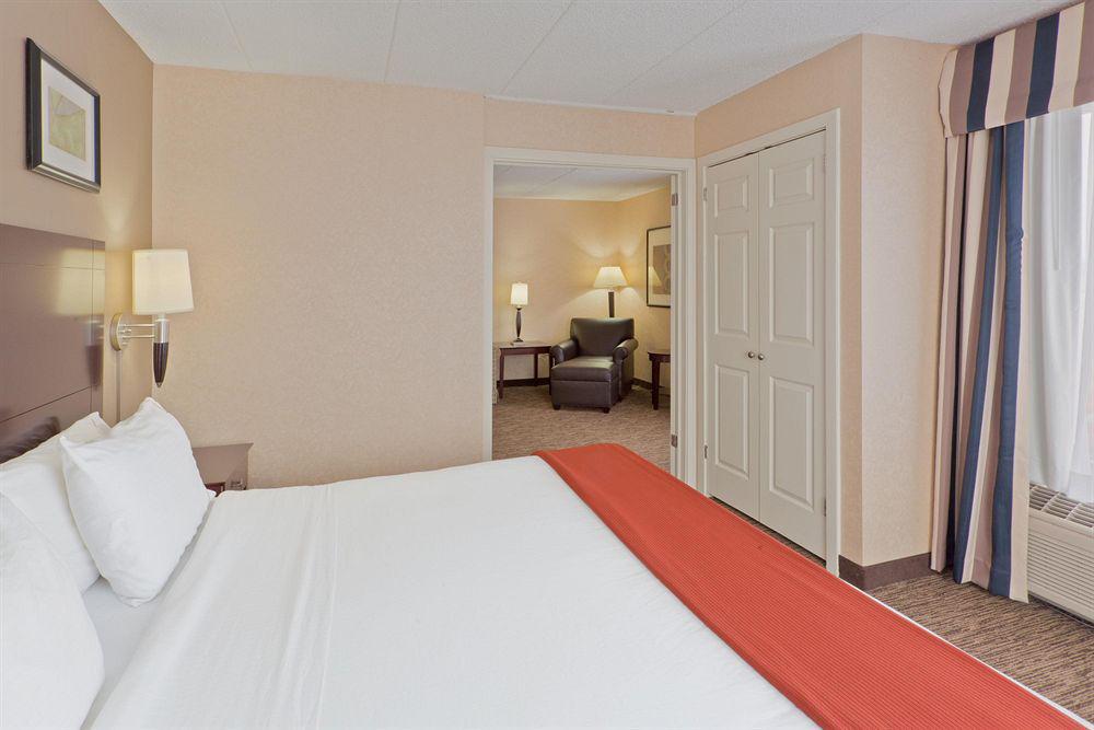 Holiday Inn Express Seaford-Route 13 Oda fotoğraf
