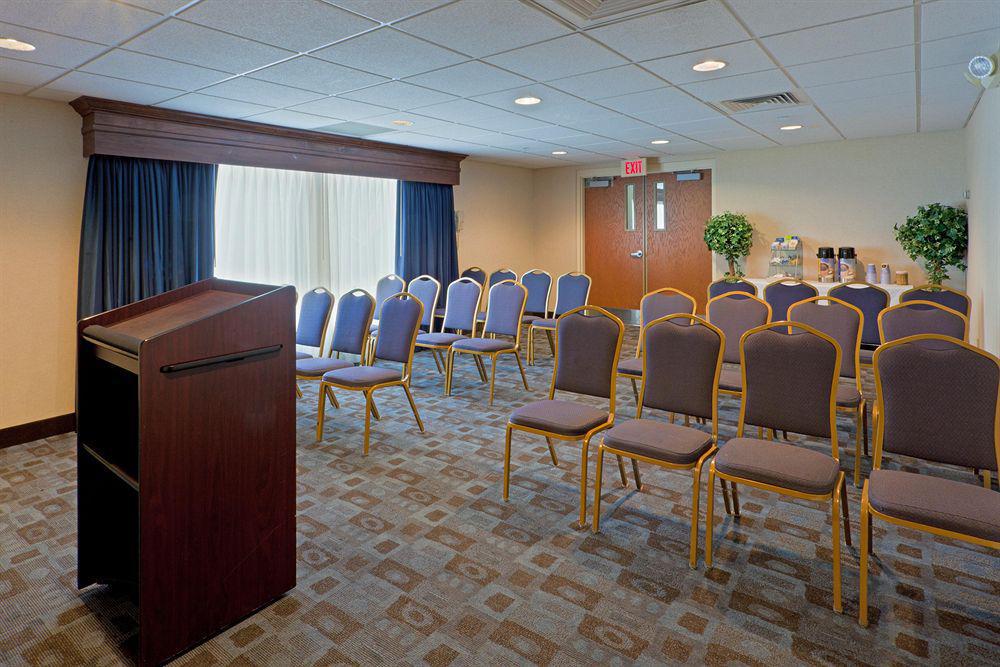 Holiday Inn Express Seaford-Route 13 Konforlar fotoğraf
